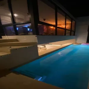 https://autentico-vertical-playa-del-carmen.allrivieramayahotels.com